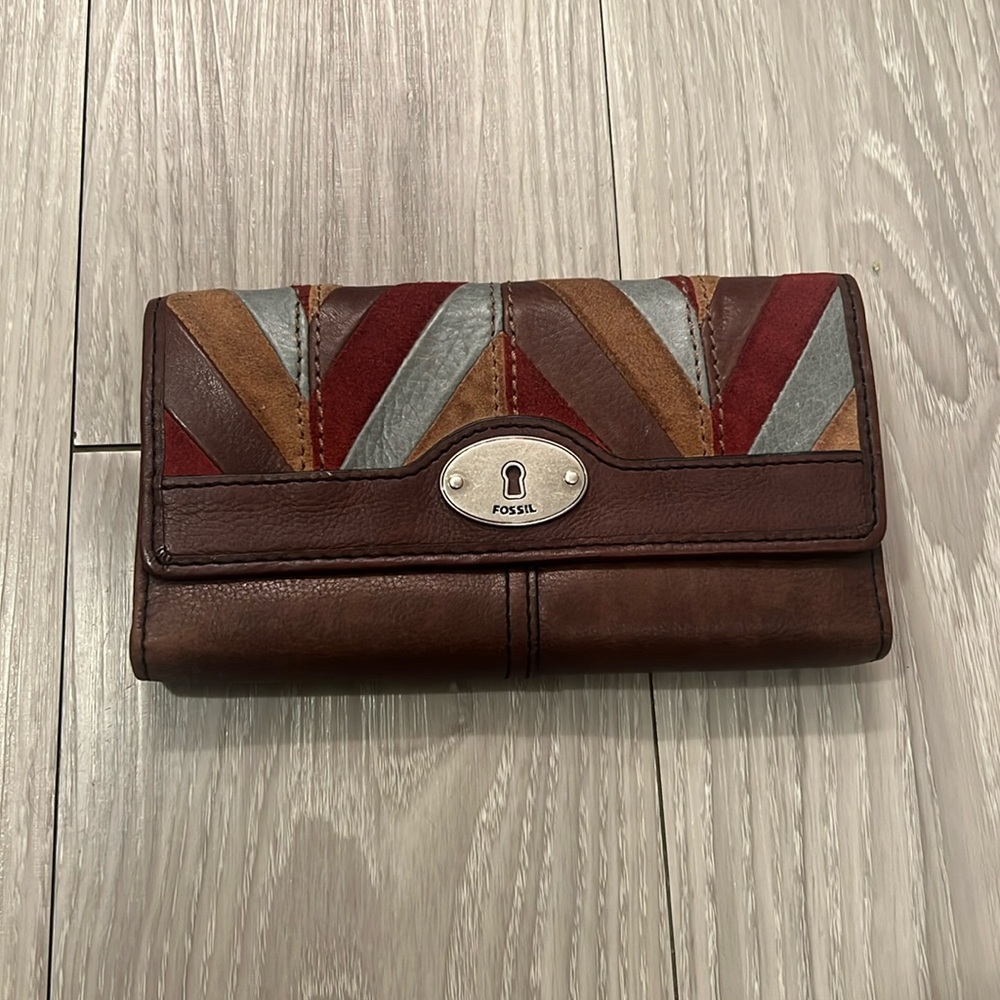 Fossil - Maddox Chevron Patchwork Leather Wallet … - image 1